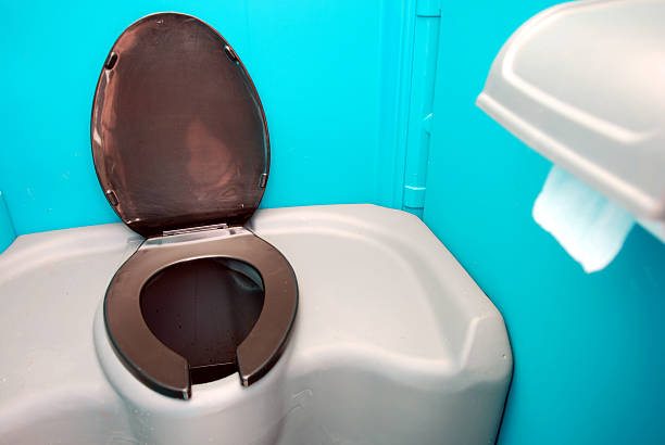 Best Portable toilet rental cost  in Bolivar, WV